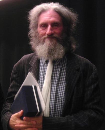 "إذا كان ابن تيمية على حق، فإن كثيرًا من المفكرين الذين هاجمهم، لا يفهمون، أنهم...